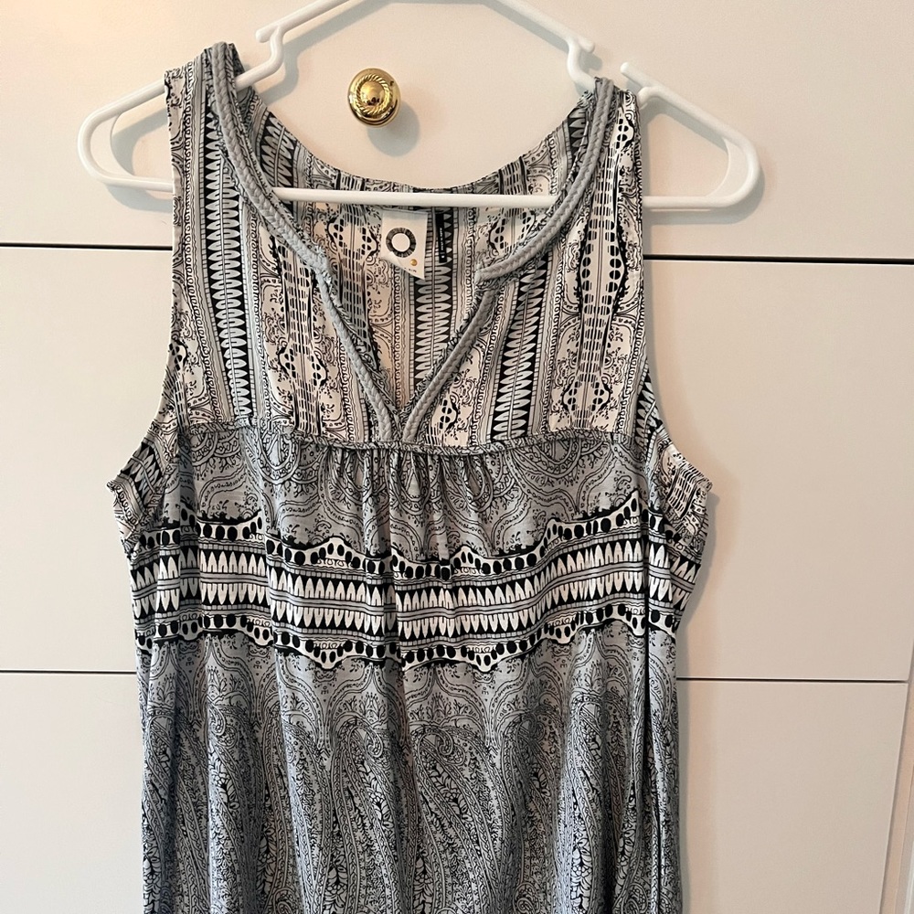 Anthropologie black and white patterned blouse